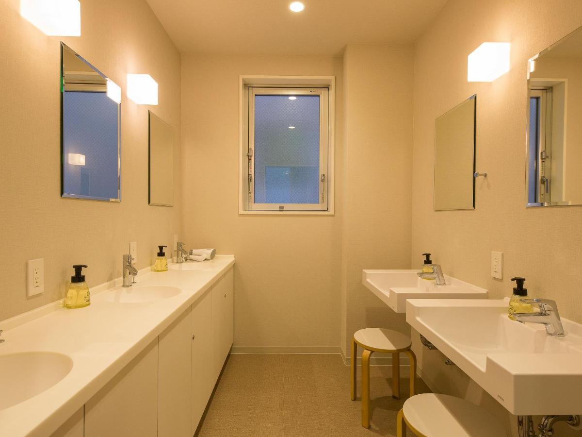 Hotel Plus Hostel Sapporo Bagian luar foto