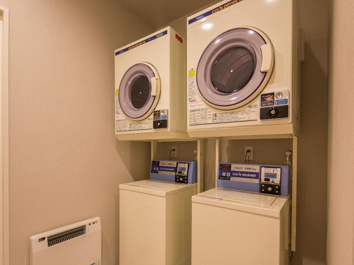 Hotel Plus Hostel Sapporo Bagian luar foto